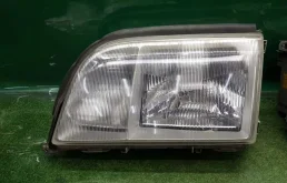 Фара ксенон левая для Mercedes-Benz S class 1996 года на фотографиях