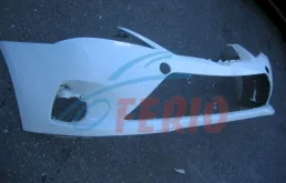 Бампер для Toyota Avensis 2011 года на фотографиях