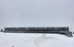 Накладка порога левая для Renault Duster 2017 года на фотографиях