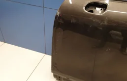 Дверь передняя левая для Volkswagen Touareg 2017 года на фотографиях