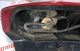 Фонарь правый для Nissan X-Trail 2008 года на фотографиях