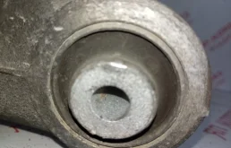 Качающийся рычаг левый для Audi A4 2008 года на фотографиях