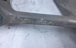 Цапфа задняя левая для Audi A6 на фотографиях