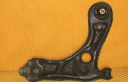 Качающийся рычаг левый для Volkswagen Polo 2009 года на фотографиях