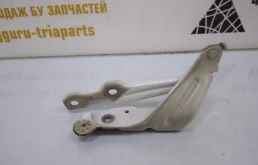 Петля капота левая для Skoda Octavia на фотографиях