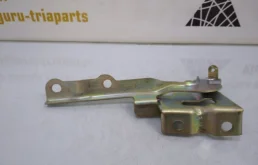 Петля капота правая для Hyundai ix35 на фотографиях