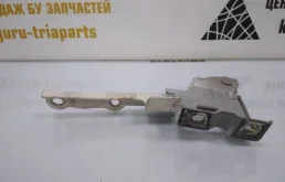 Петля капота левая для Hyundai ix35 на фотографиях