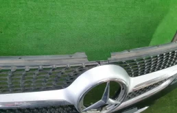 Бампер для Mercedes-Benz Vito 2021 года на фотографиях