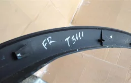 Расширитель арок передний правый для Nissan X-Trail 2008 года на фотографиях