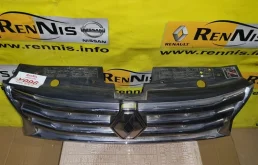 Решетка радиатора для Renault Duster 2011 года на фотографиях
