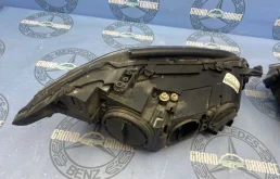 Фара ксенон левая для Mercedes-Benz S class 2008 года на фотографиях