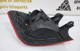 Фонарь правый для BMW 3er 2018 года на фотографиях