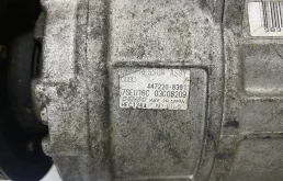 Компрессор кондиционера для Audi A4 2000 года на фотографиях