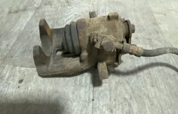 Суппорт задний левый для Audi A4 на фотографиях