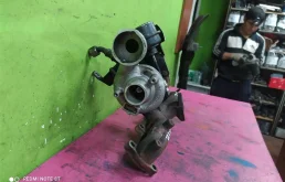 Турбина для Volkswagen Passat 2006 года на фотографиях