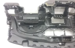 Торпедо (в сборе) для Volkswagen Touareg 2008 года на фотографиях