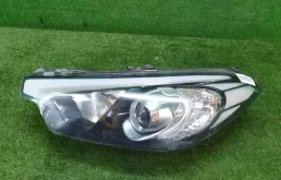 Фара ксенон левая для Kia Cerato 2016 года на фотографиях