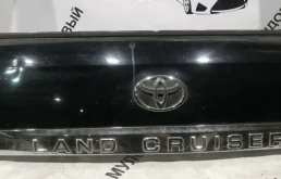 Крышка багажника для Toyota Land Cruiser 2014 года на фотографиях