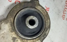 Рычаг передний правый верхний для Nissan Murano 2007 года на фотографиях