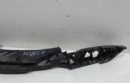 Кронштейн крыла передний левый для Volkswagen Polo 2018 года на фотографиях