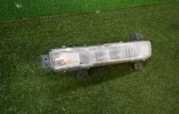 Противотуманка (ПТФ) передняя левая для BMW 5er 2023 года на фотографиях