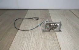 Замок капота левый для BMW X5 на фотографиях