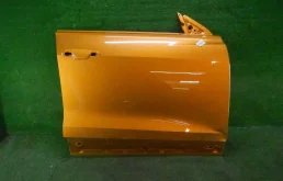 Двери для Audi Q8 на фотографиях