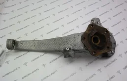 Кулак поворотный левый для Porsche Panamera 2016 года на фотографиях