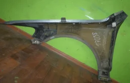 Крыло правое для Volkswagen Touareg 2002 года на фотографиях