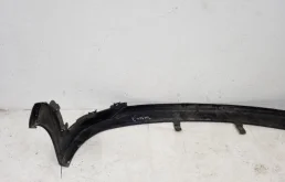 Усилитель переднего бампера для Hyundai Tucson 2017 года на фотографиях