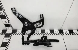 Петля капота правая для BMW X5 на фотографиях