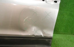 Накладка на дверь передняя левая для Volkswagen Tiguan 2018 года на фотографиях