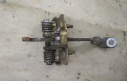 Ограничитель двери передний правый для Renault Duster на фотографиях