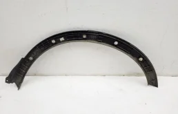 Заднее правое крыло для Suzuki SX4 на фотографиях