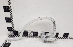 Петля багажника правая для Volkswagen Polo 2016 года на фотографиях