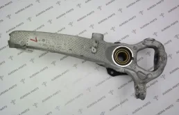 Кулак поворотный левый для Porsche Panamera 2016 года на фотографиях