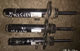 Амортизатор передний правый для BMW 3er 2015 года на фотографиях
