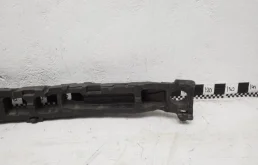 Абсорбер переднего бампера для Porsche Macan на фотографиях