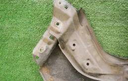 Крыло правое для Toyota Land Cruiser 2011 года на фотографиях