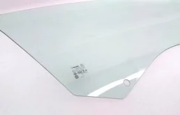 Стекло двери переднее правое для Skoda Octavia 2017 года на фотографиях