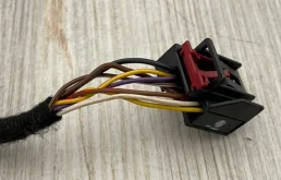 Зеркало боковое левое для Volkswagen Touareg 2013 года на фотографиях