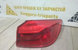 Фонарь внешний правый для BMW 5er 2023 года на фотографиях