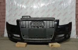 Решетка радиатора для Audi A4 2008 года на фотографиях