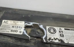 Панель радиатора (телевизор) для Volkswagen Polo 2014 года на фотографиях