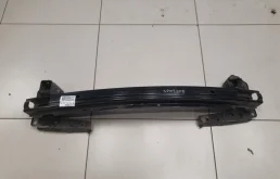 Усилитель переднего бампера для Hyundai Tucson 2004 года на фотографиях