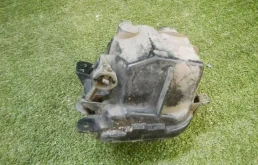 Противотуманка (ПТФ) передняя левая для BMW 5er 2015 года на фотографиях