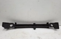 Абсорбер переднего бампера для Toyota RAV4 2013 года на фотографиях