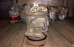 Компрессор кондиционера для Nissan Qashqai 2014 года на фотографиях