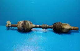 Привод передний правый для Nissan X-Trail 2006 года на фотографиях