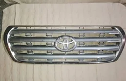 решётка (5310160480) для Toyota Land Cruiser 200 2007-2015
